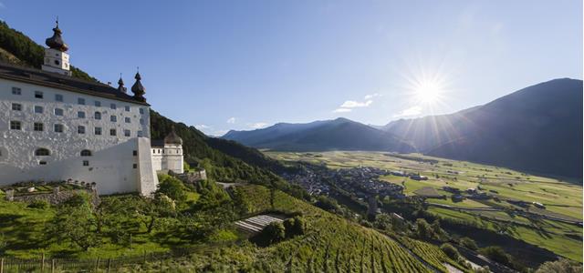 sehenswürdigkeiten-kloster-marienberg-vinschgau-fb[2]